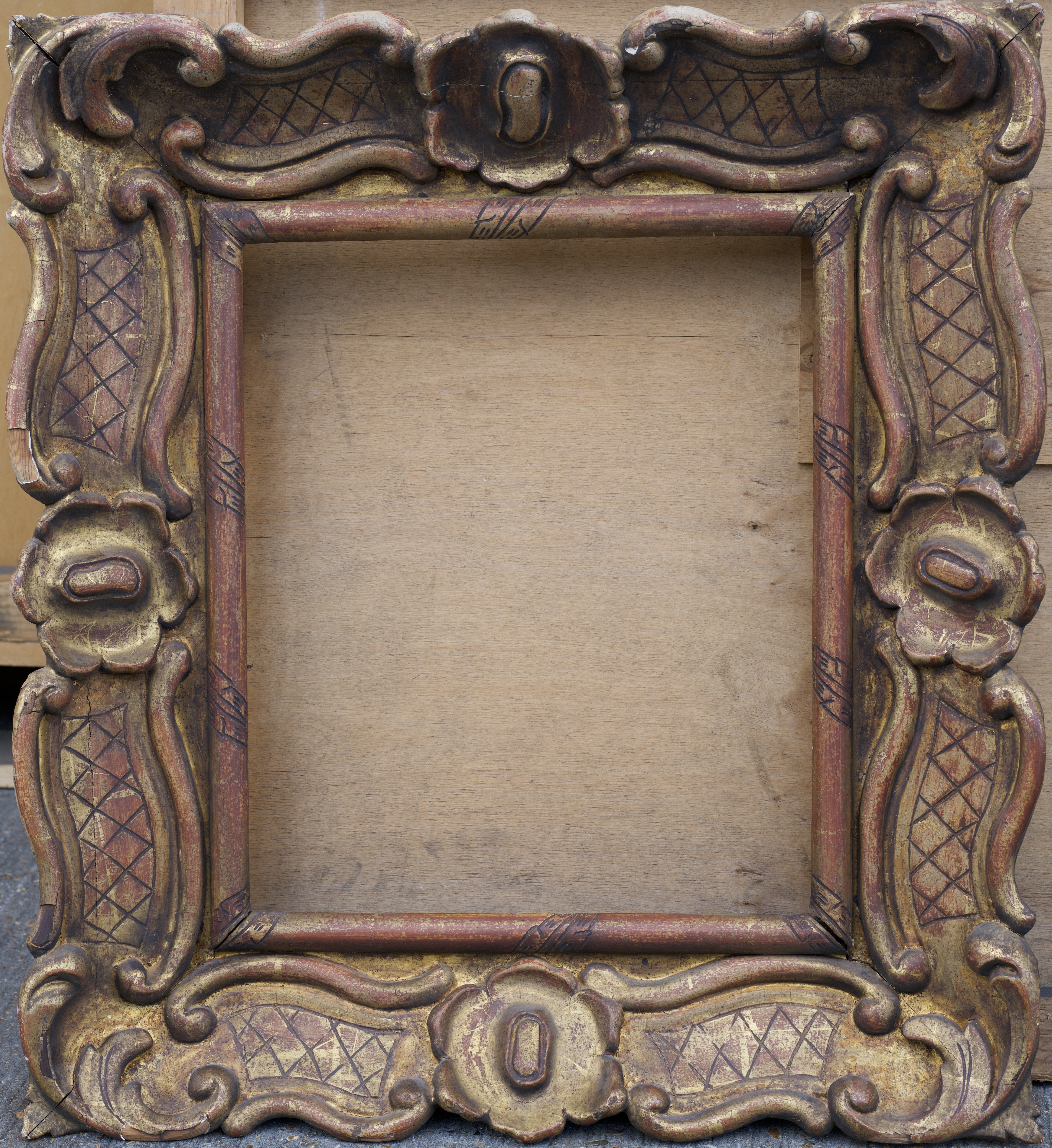 Late 18th / early 19th century wooden frame w/highlights of gold & dark wood